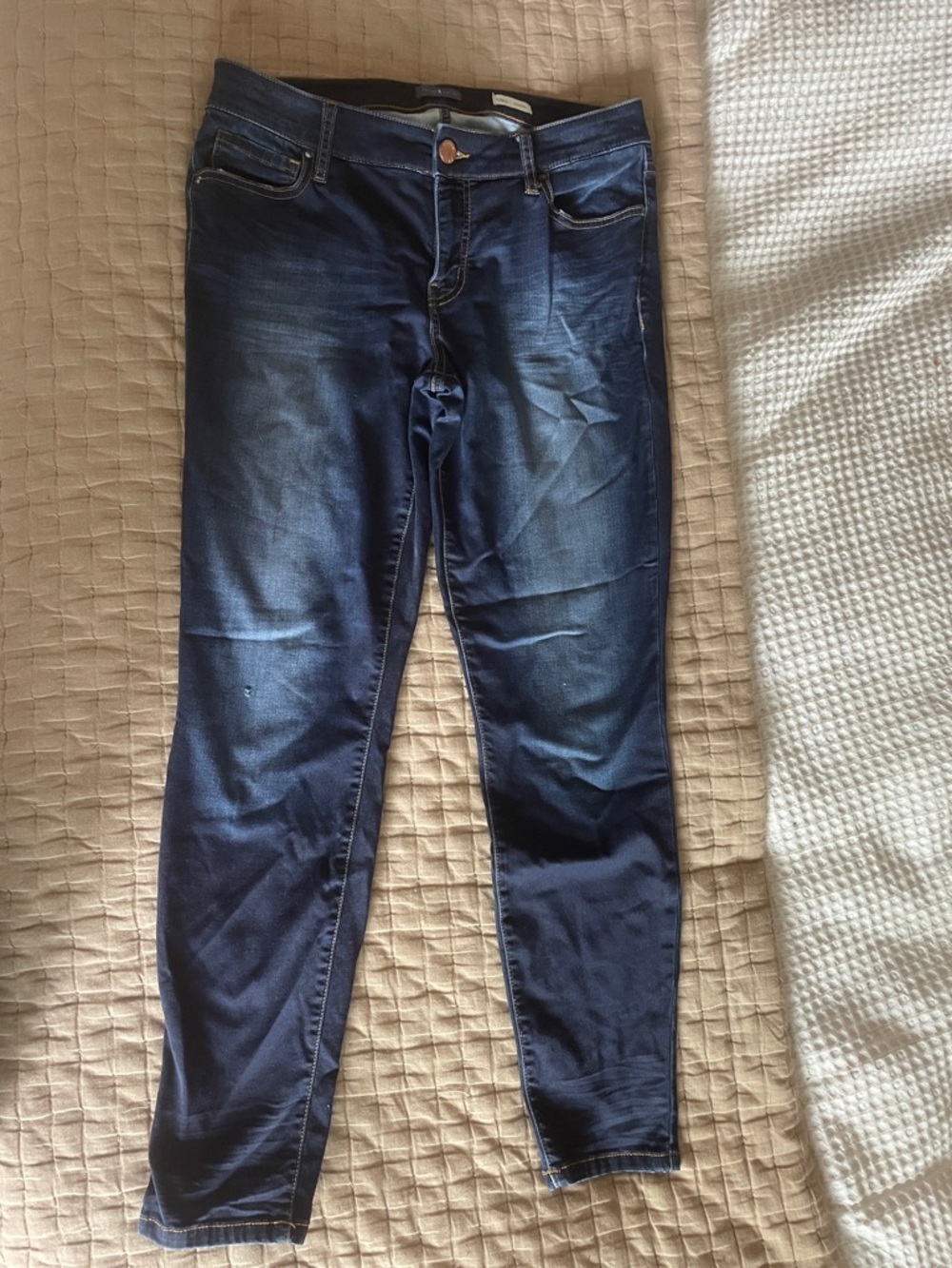 Women's Skinny Jeans in Dark Blue Stretch Denim